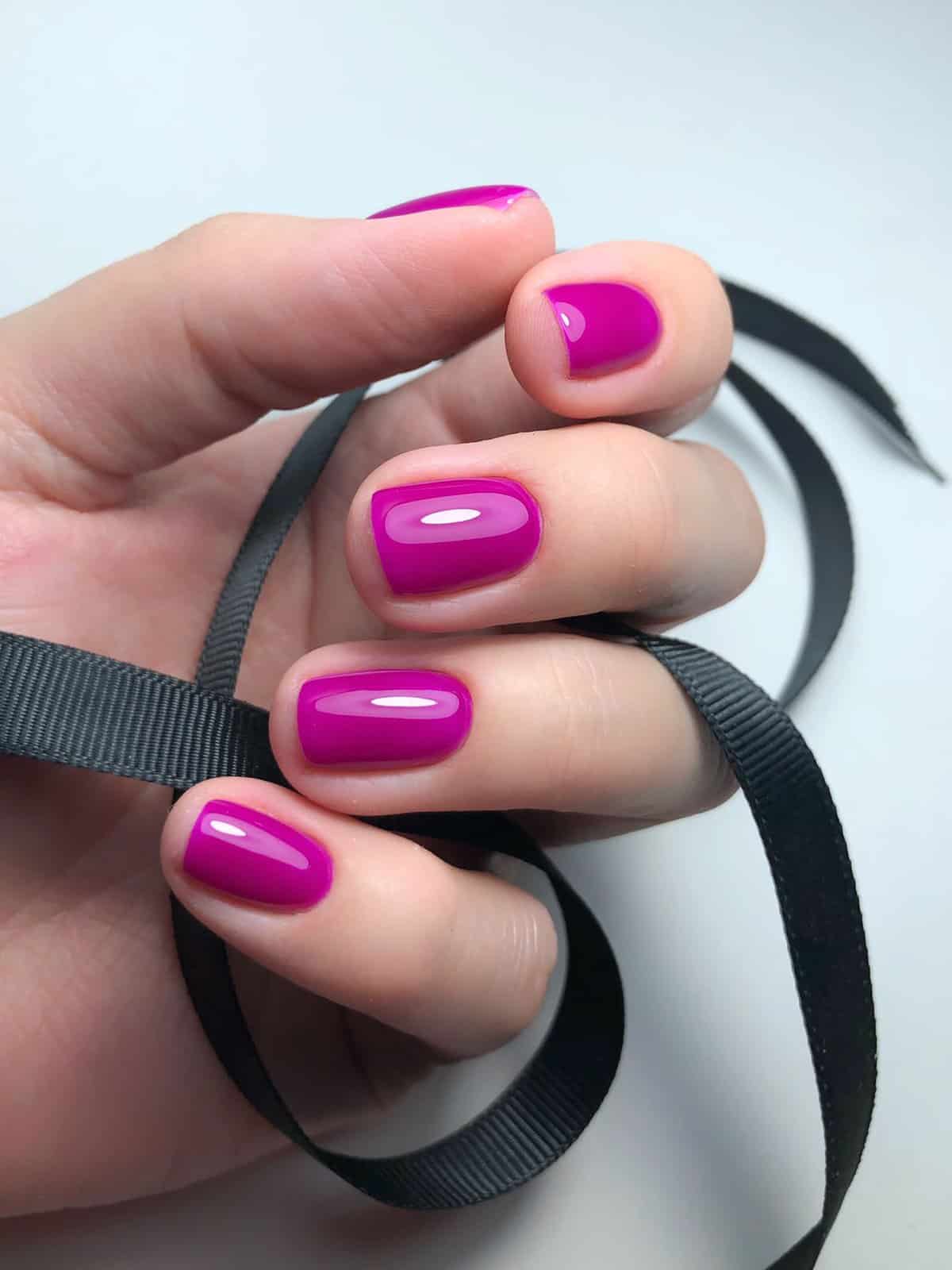 miss-independent-337-magenta