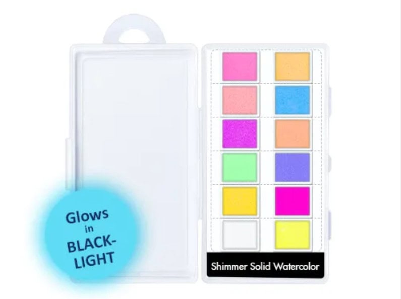 nailart-aquarelle-painting-colours-fluorescent