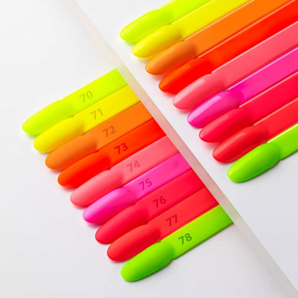 molly-nails-neons