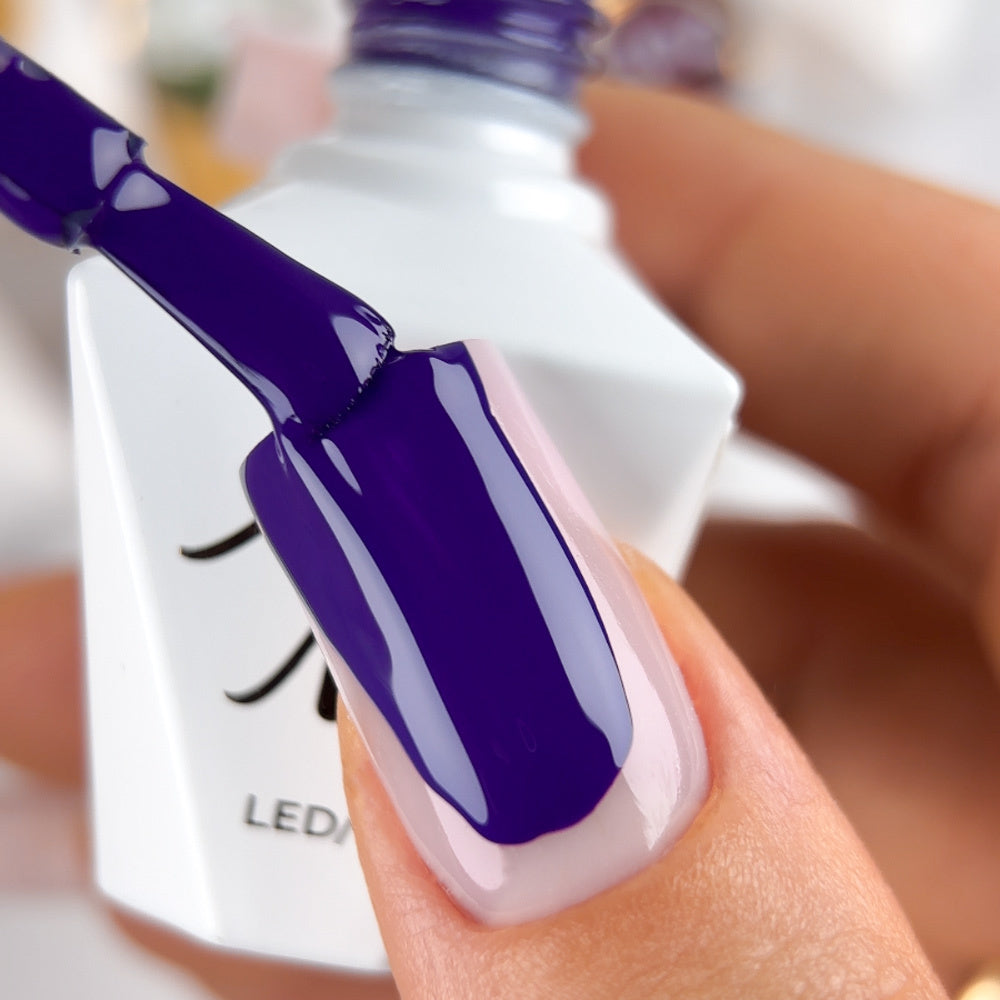 Nightfall - The Trend Edit 305 - MollyNails